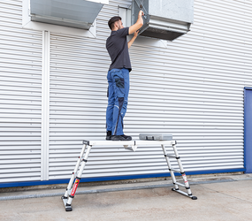 Telesteps Teleskop-Arbeitsplattform Anwendung | © MUNK GmbH