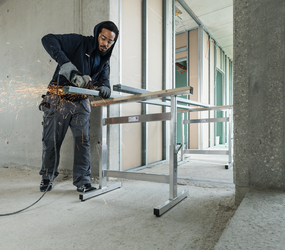 Arbeitsbock H.nverst.bar, 700-1000mm, 0,50x0,78m  | © MUNK GmbH