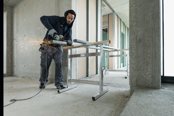 Arbeitsbock H.nverst.bar, 700-1000mm, 0,50x0,78m  | © MUNK GmbH