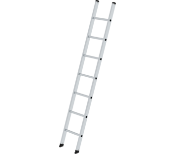 Straight ladder 350 mm wide w/o stab., 7 rungs | © MUNK GmbH