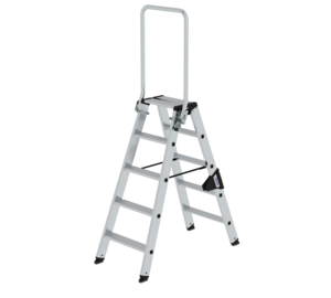 Grab rail for stepladder accessible from both sides | © MUNK GmbH
